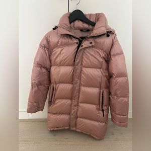 Aritzia Mid length puffer xs